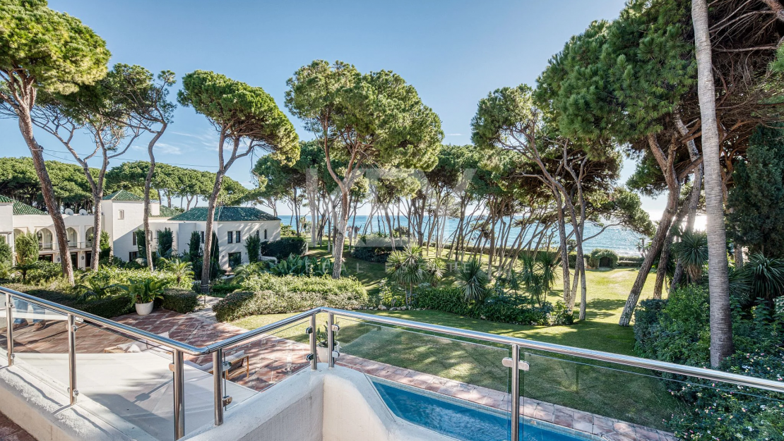 A beachfront oasis of luxury - unmatched amenities, stunning views, and impeccable service in Marbella Golden Mile