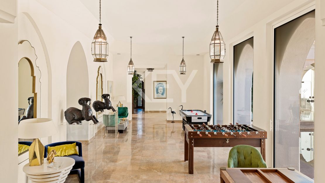 A beachfront oasis of luxury - unmatched amenities, stunning views, and impeccable service in Marbella Golden Mile