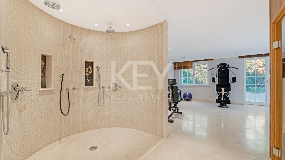 Вилла Фэнтези: Грандиозная вилла с впечатляющими удобствами в Сьерра-Бланке