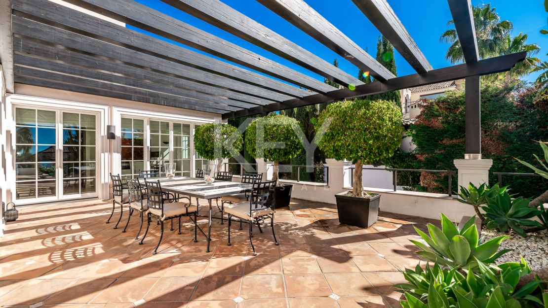 Вилла Фэнтези: Грандиозная вилла с впечатляющими удобствами в Сьерра-Бланке