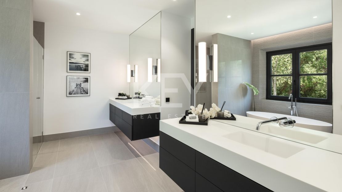 Exquisite Mediterranean Villa for rent in La Zagaleta with Breathtaking Sea and Golf Views