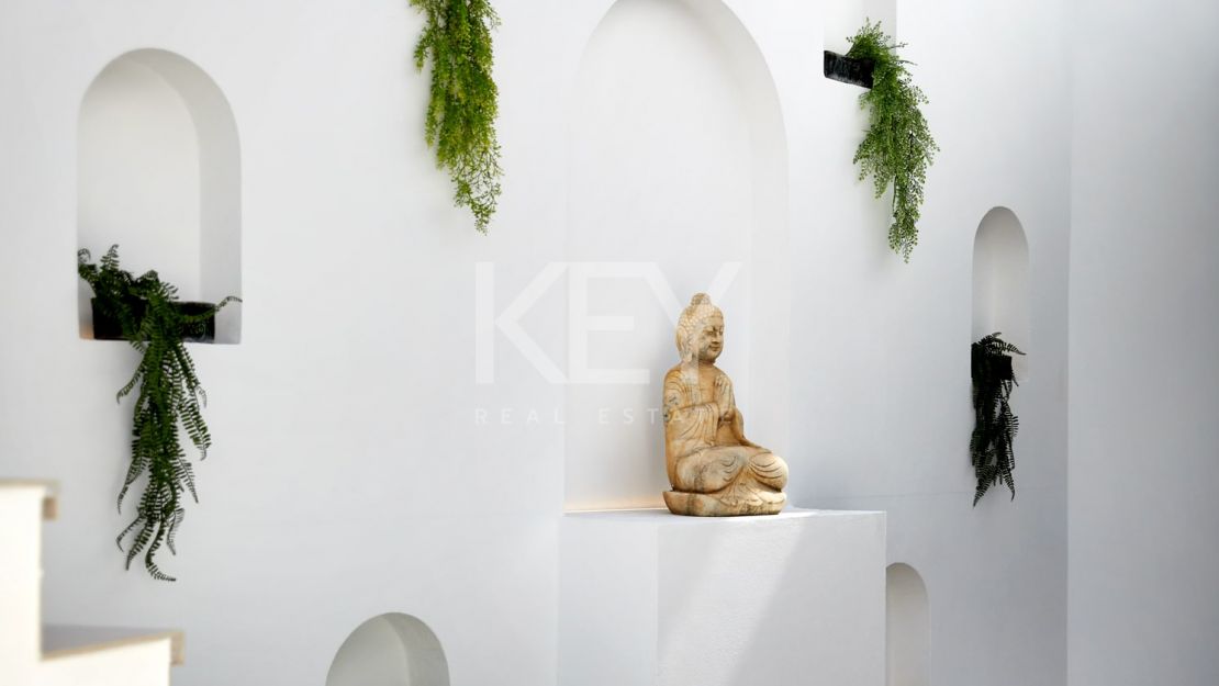 Exquisite Mediterranean Villa for rent in La Zagaleta with Breathtaking Sea and Golf Views