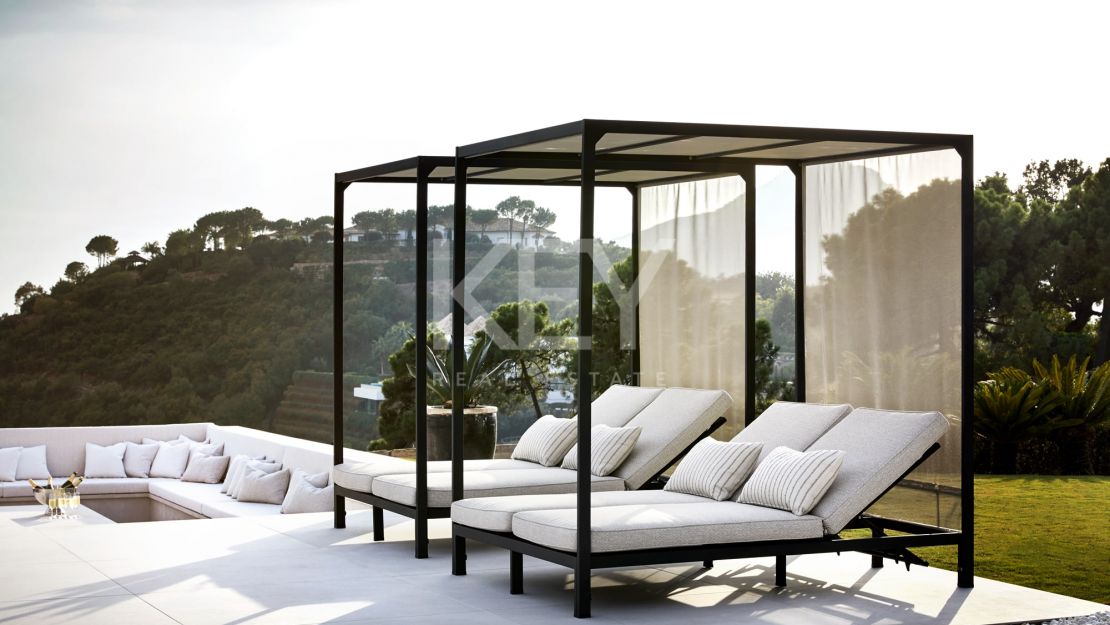 Exquisite Mediterranean Villa for rent in La Zagaleta with Breathtaking Sea and Golf Views