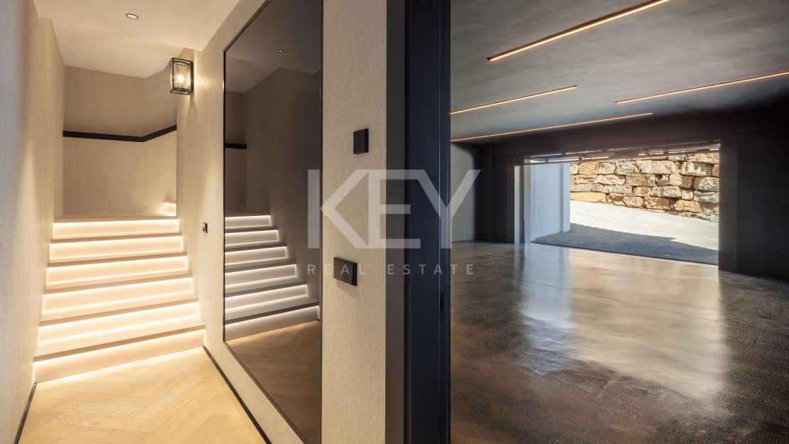 Exquisite Mediterranean Villa for rent in La Zagaleta with Breathtaking Sea and Golf Views