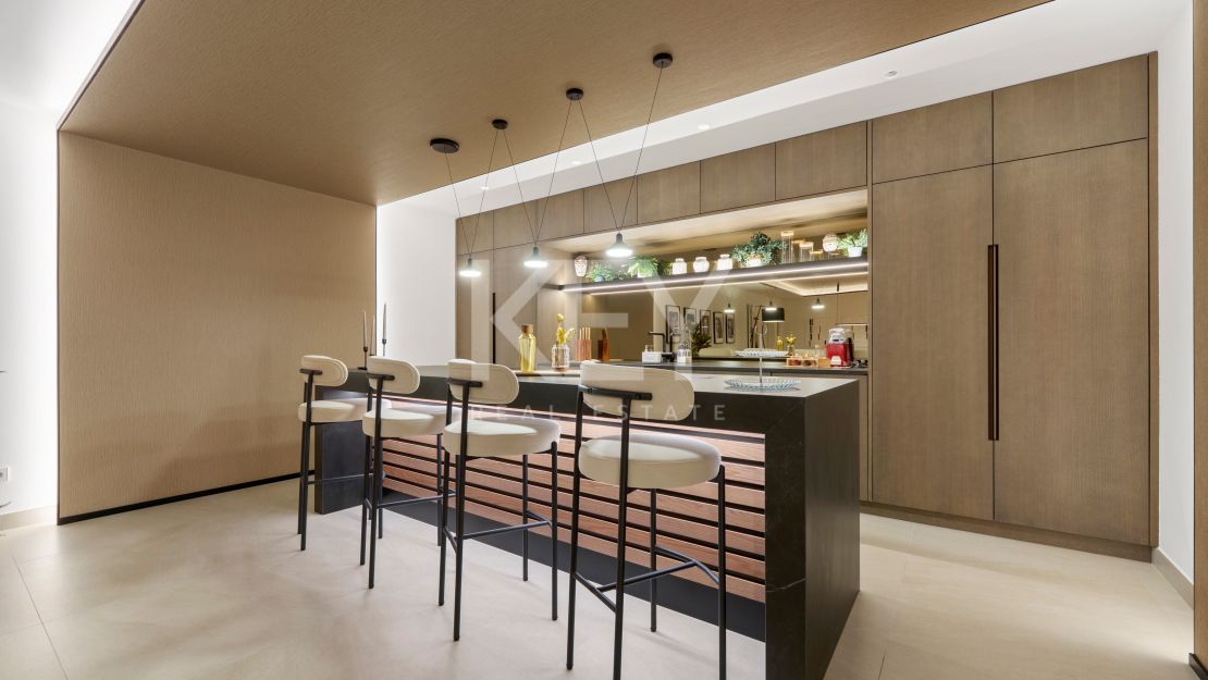 Современная вилла в Altos de Puente Romano, Золотая Миля Марбельи