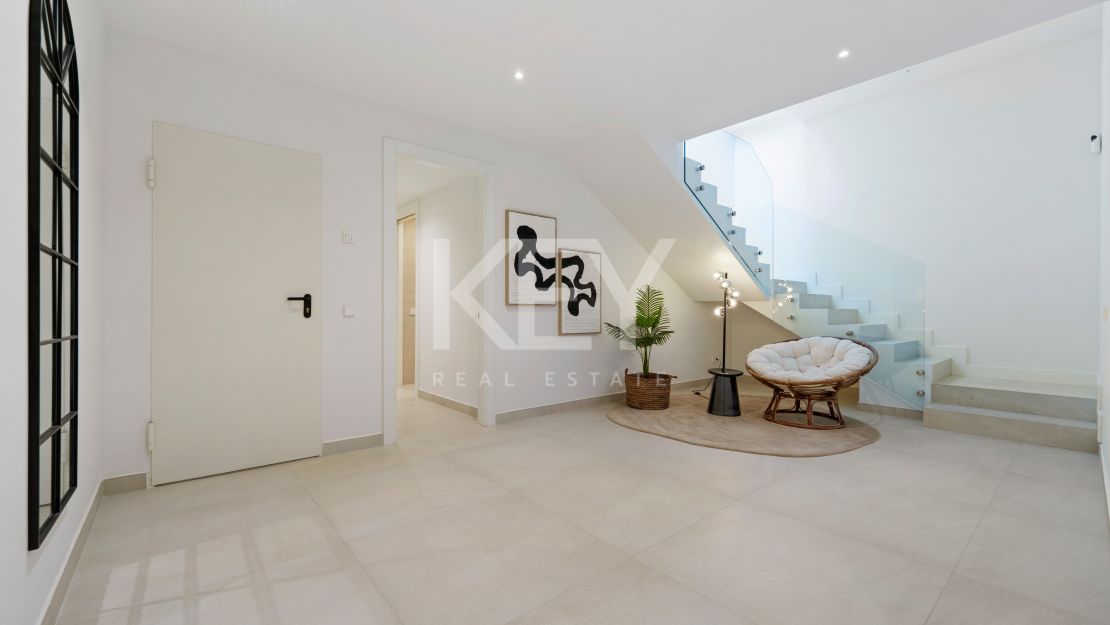 Современная вилла в Altos de Puente Romano, Золотая Миля Марбельи