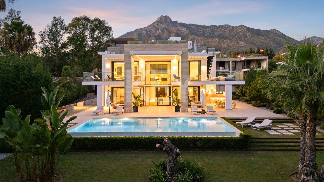 Современная вилла в Altos de Puente Romano, Золотая Миля Марбельи