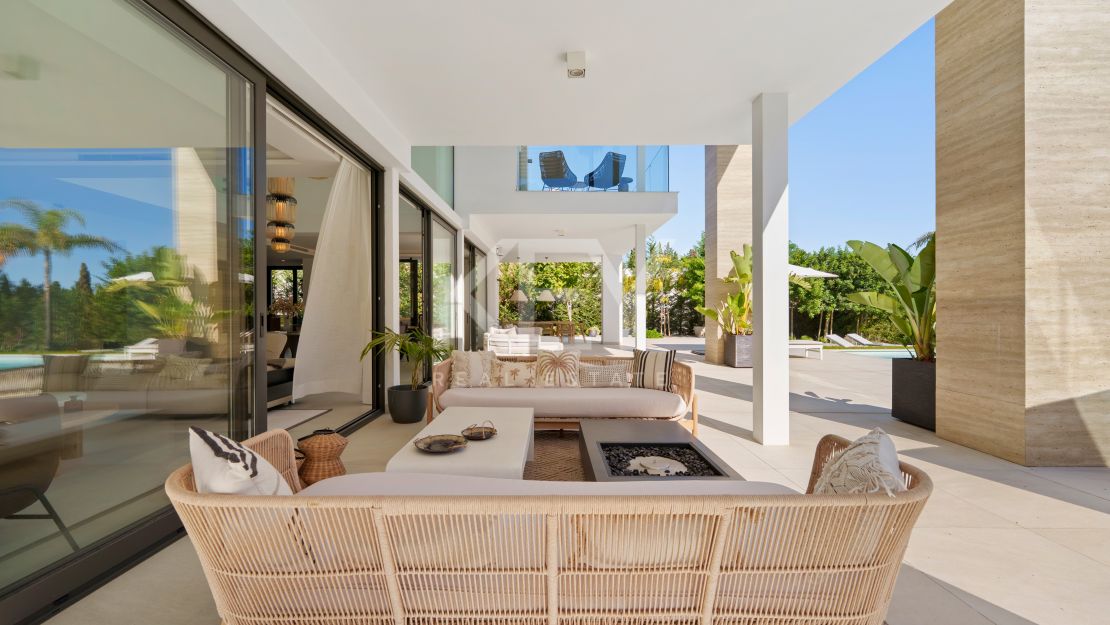 Современная вилла в Altos de Puente Romano, Золотая Миля Марбельи