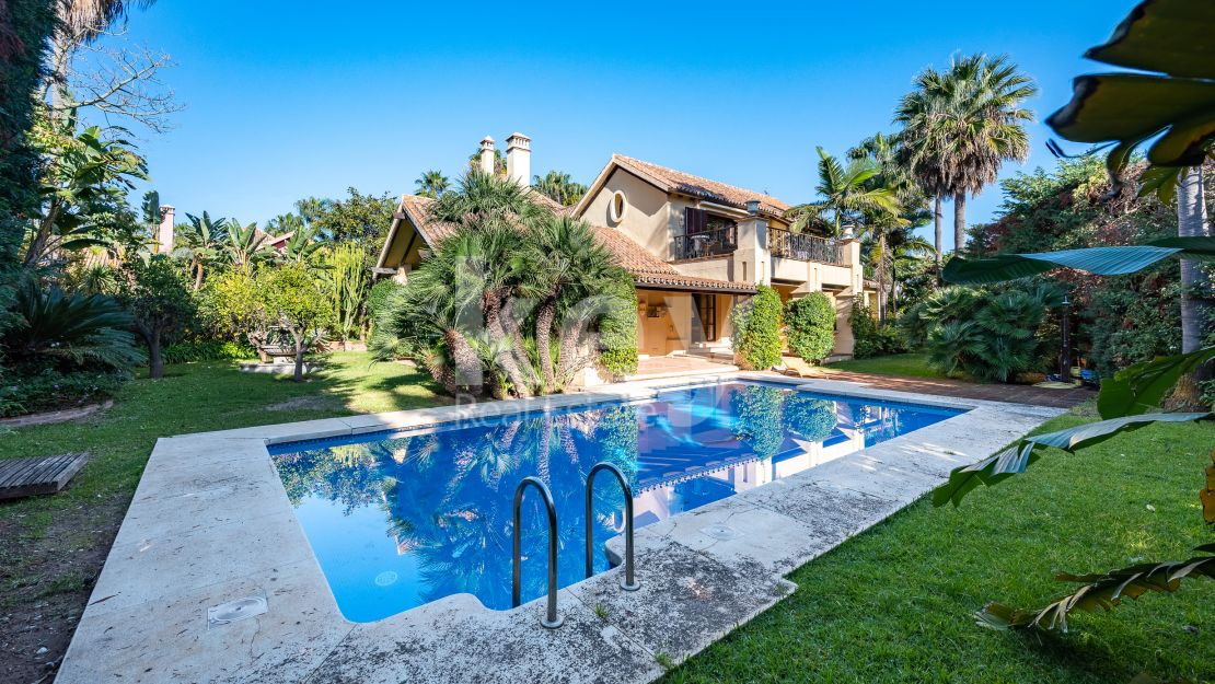 Mediterranean Villa Walking Distance from Puerto Banus Beaches for Sale
