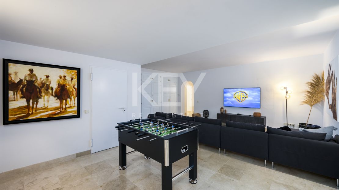 Villa de lujo excepcional con vistas panorámicas al Mediterráneo en Los Altos de los Monteros, Marbella