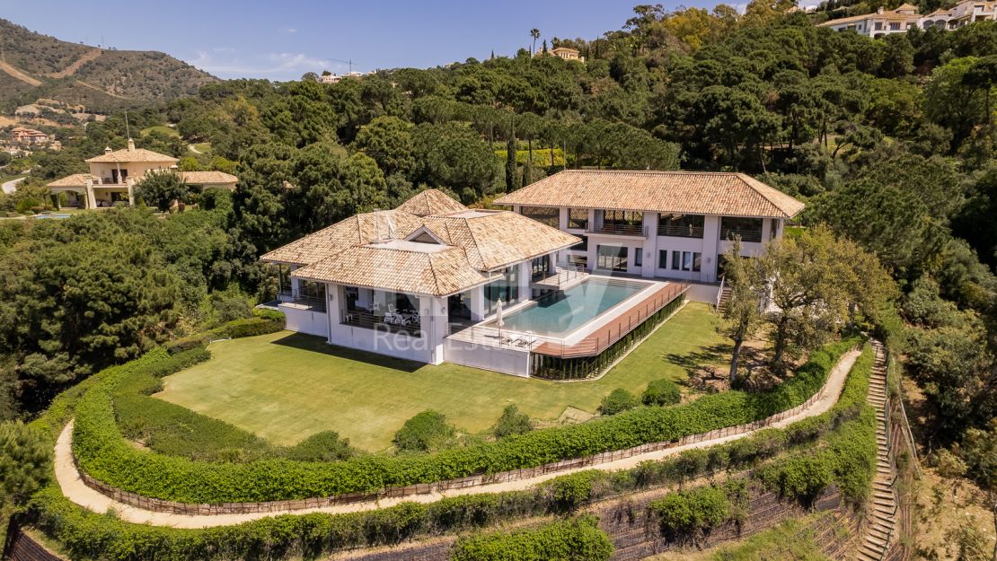 Villa de lujo con vistas panorámicas a la montaña y al mar en La Zagaleta Golf & Country Club
