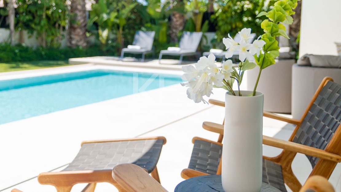 Fabulous villa with brilliant panoramic views for sale in Marbesa, Marbella