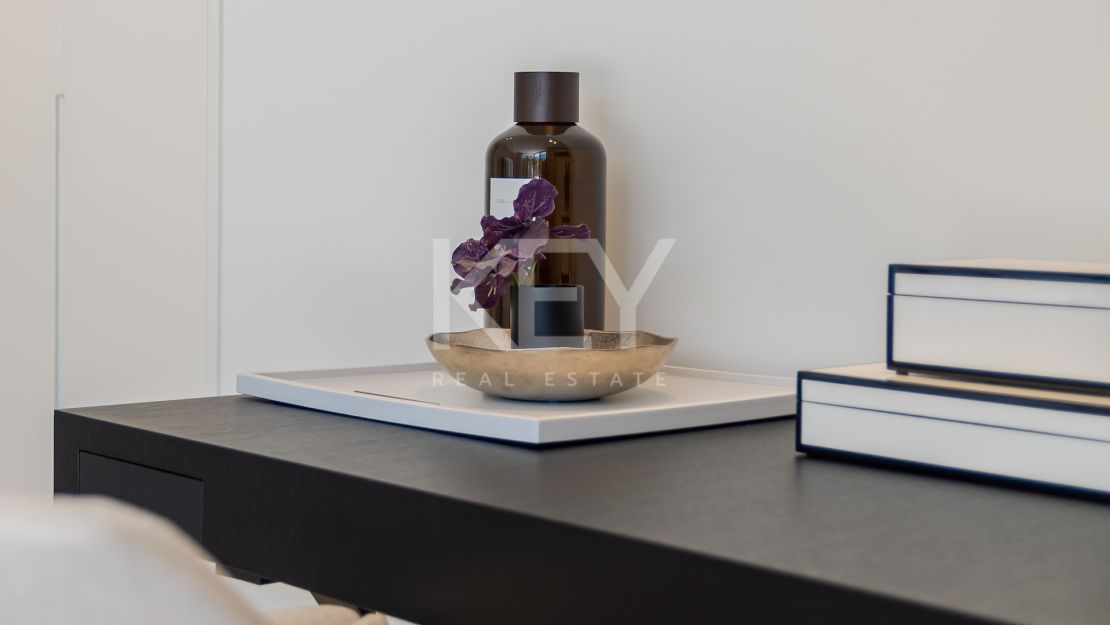 Fabulous villa with brilliant panoramic views for sale in Marbesa, Marbella