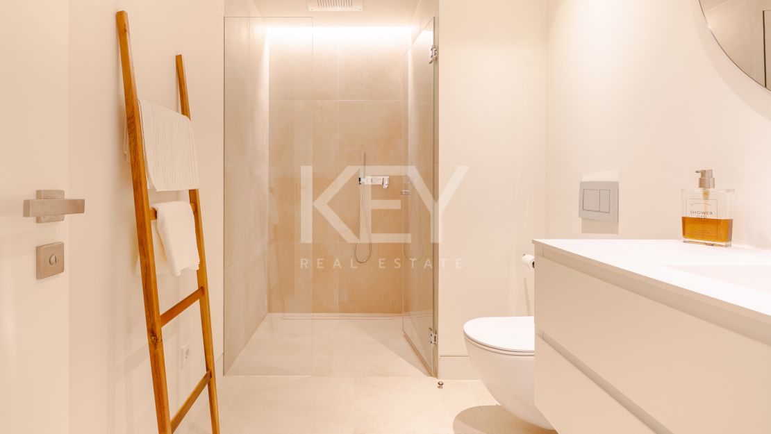 Fabulous villa with brilliant panoramic views for sale in Marbesa, Marbella