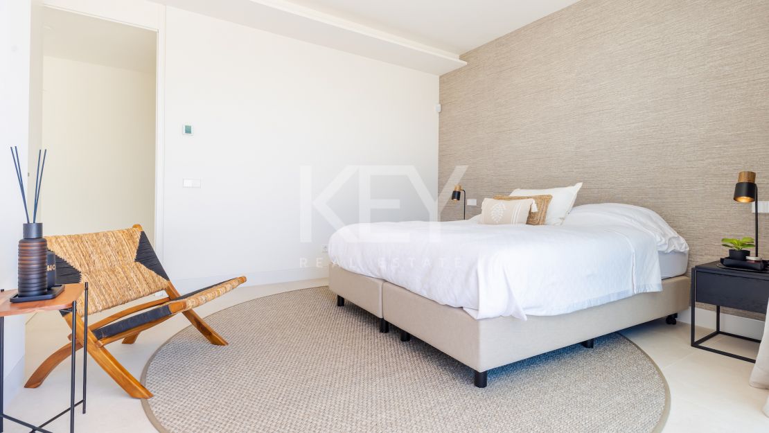 Fabulous villa with brilliant panoramic views for sale in Marbesa, Marbella