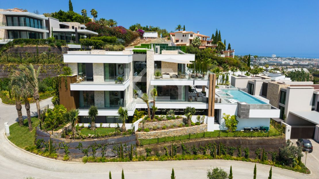Luxury, breath-taking Villa for sale in La Quinta, Benahavis, Malaga
