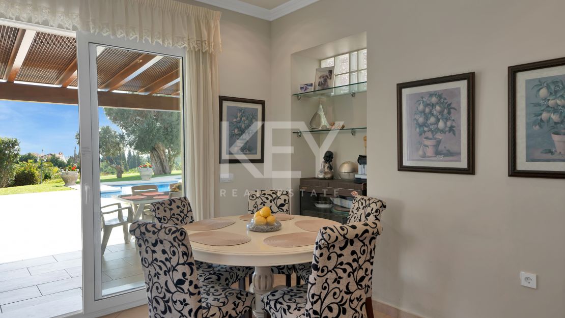 Lujosa Mansión Andaluza en Venta con Espectaculares Vistas en Nueva Andalucía