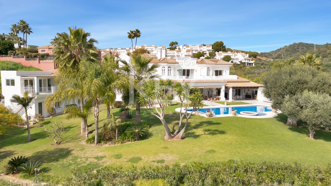 Lujosa Mansión Andaluza en Venta con Espectaculares Vistas en Nueva Andalucía