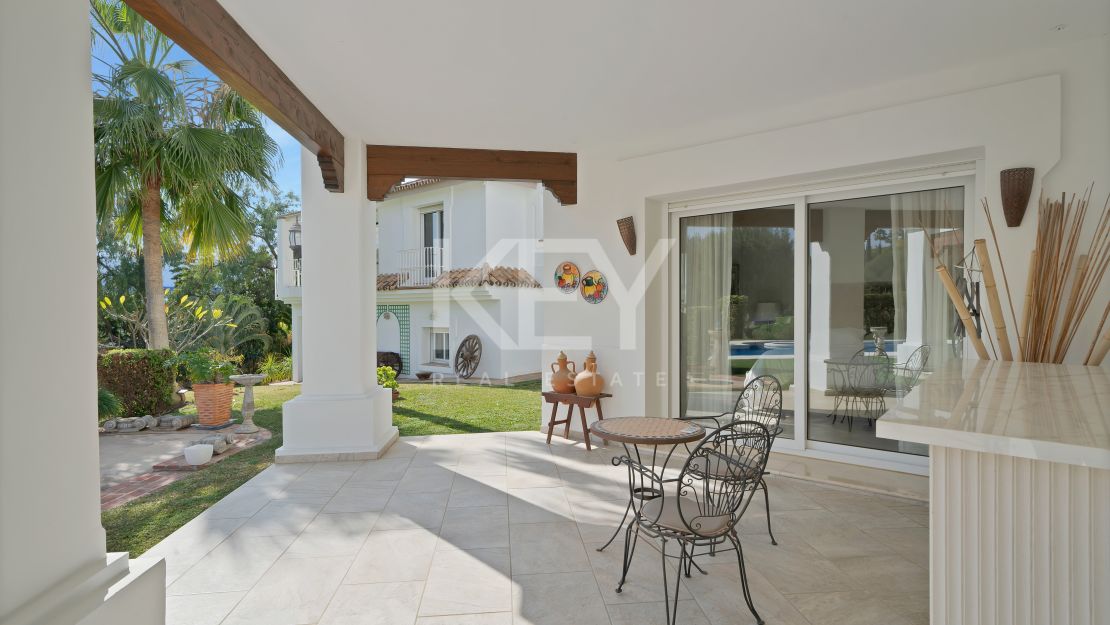 Lujosa Mansión Andaluza en Venta con Espectaculares Vistas en Nueva Andalucía