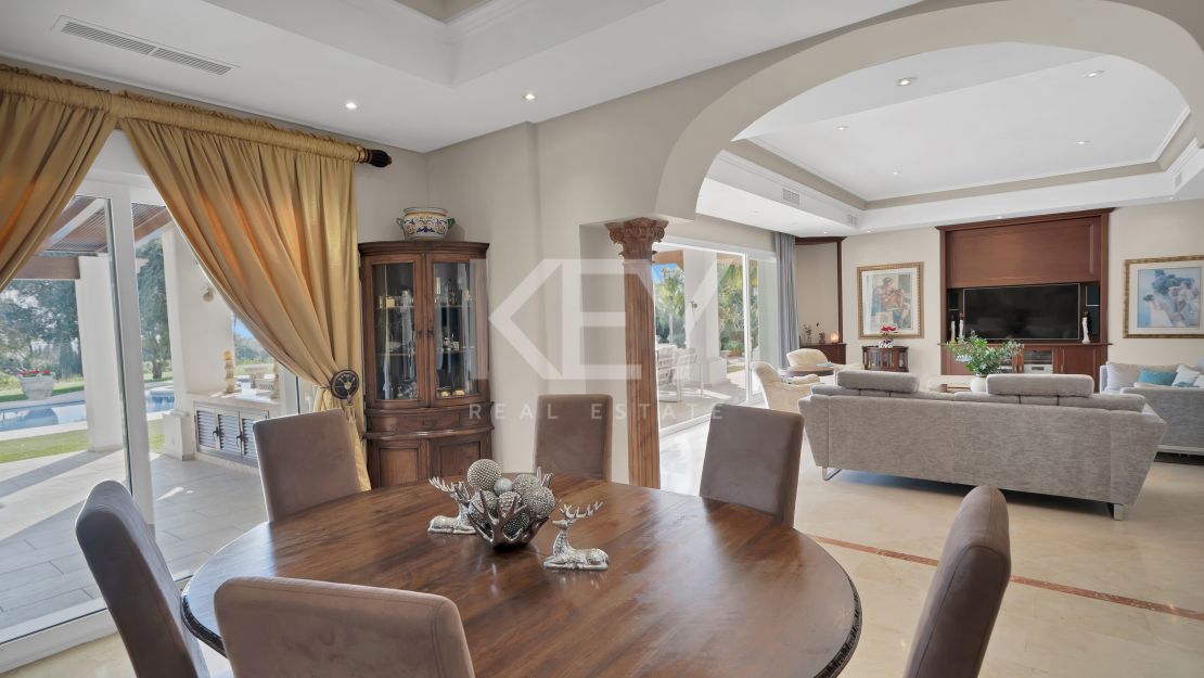 Lujosa Mansión Andaluza en Venta con Espectaculares Vistas en Nueva Andalucía