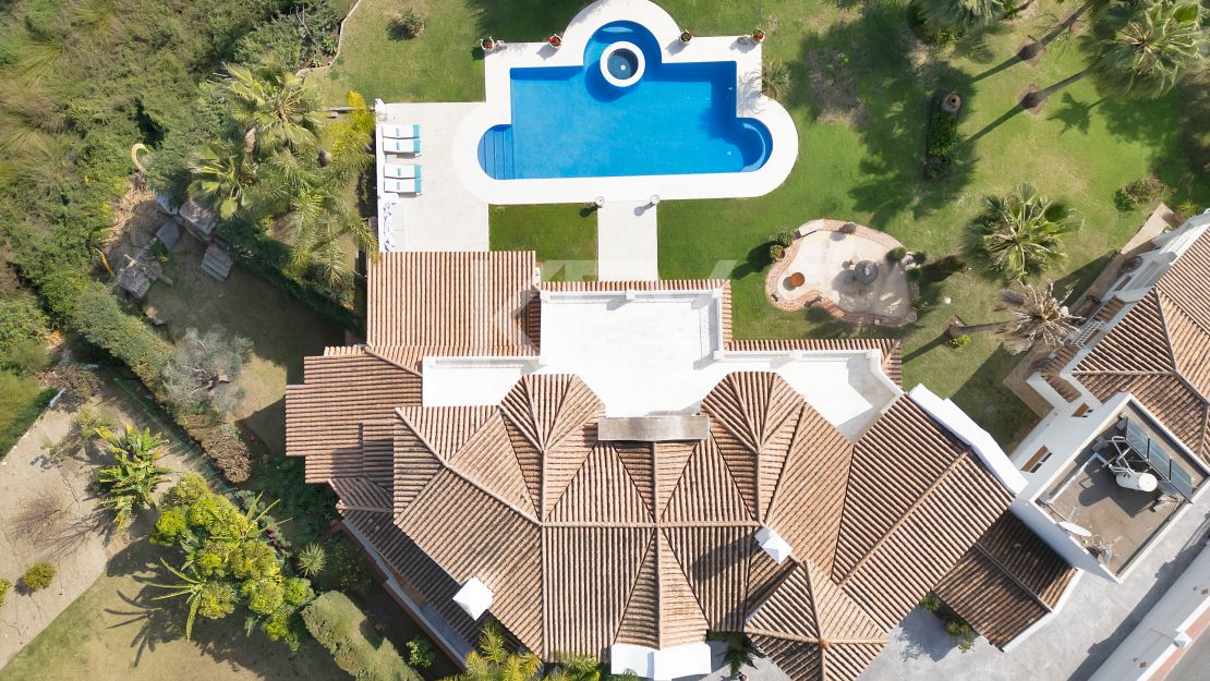 Lujosa Mansión Andaluza en Venta con Espectaculares Vistas en Nueva Andalucía