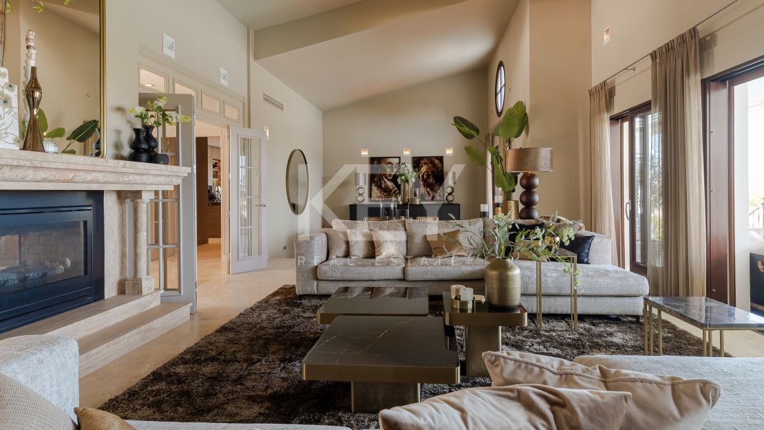 Роскошная вилла с видом на море Эль Эррохо, Бенаавис