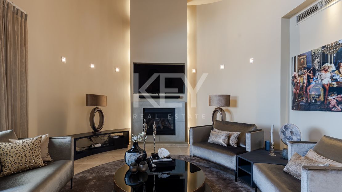 Роскошная вилла с видом на море Эль Эррохо, Бенаавис