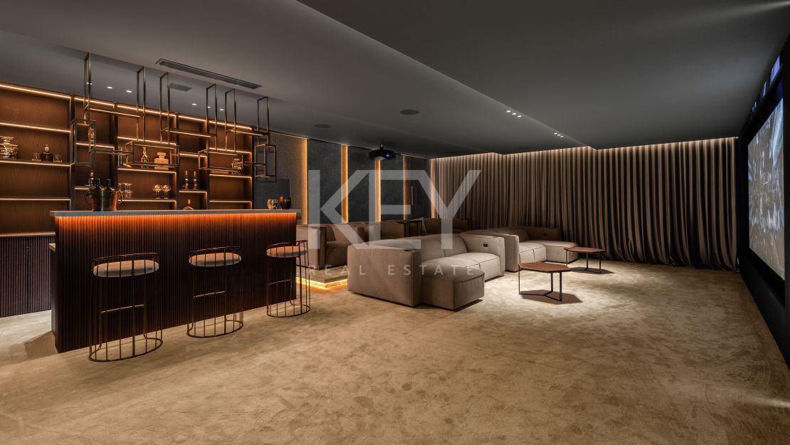 Роскошная вилла с видом на море Эль Эррохо, Бенаавис