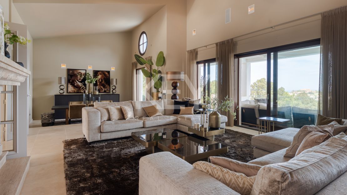 Роскошная вилла с видом на море Эль Эррохо, Бенаавис