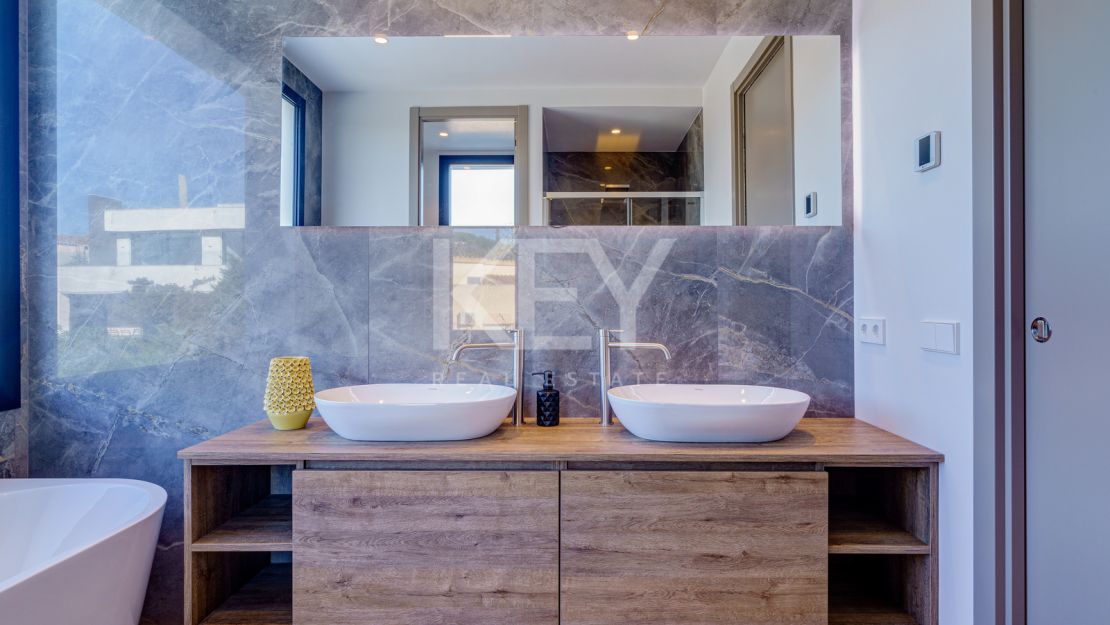 Сказочная вилла на продажу в Марбесе, Эльвира рядом с пляжем