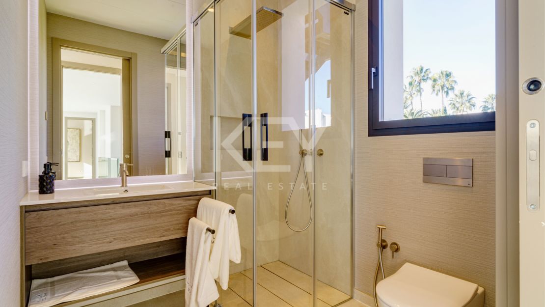 Сказочная вилла на продажу в Марбесе, Эльвира рядом с пляжем