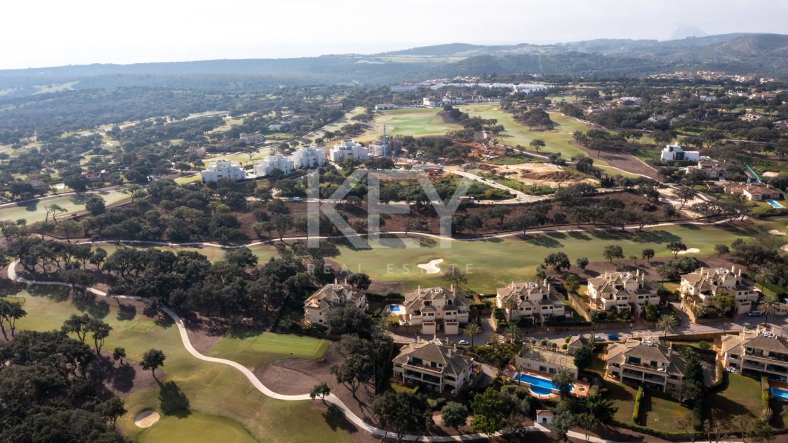 Expansive plot for sale in San Roque
