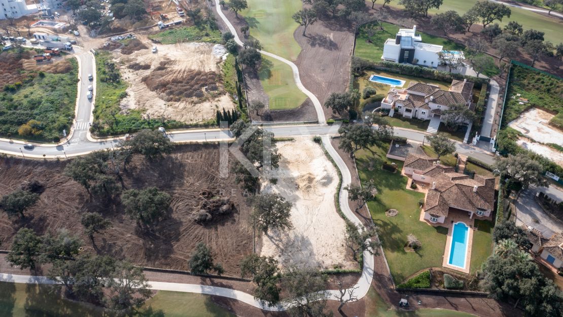 Expansive plot for sale in San Roque