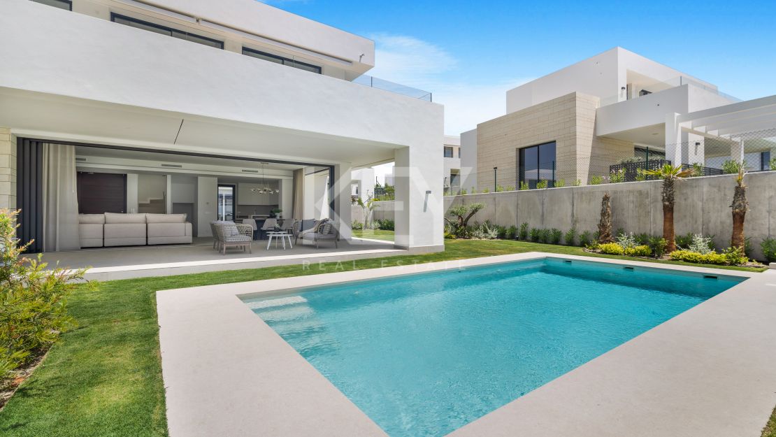 Fabulosa villa en venta en Rio Real, Marbella Este, Marbella