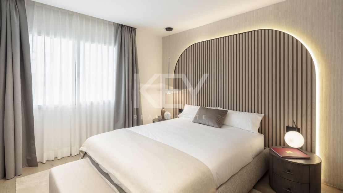 Luxurious Ground Floor Apartment in Marbella's Golden Mile