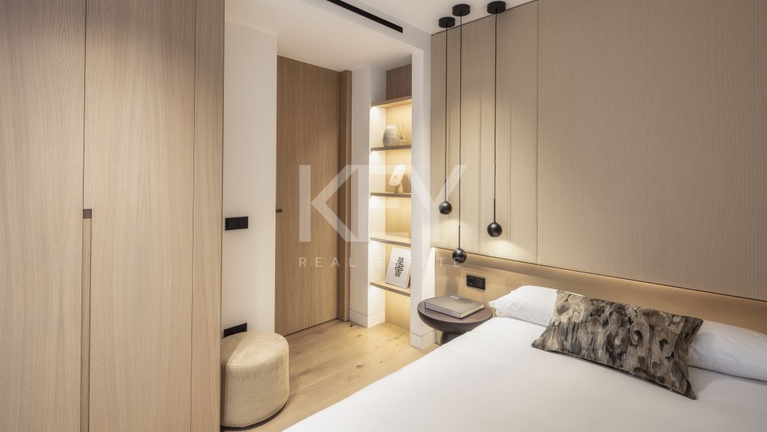 Luxurious Ground Floor Apartment in Marbella's Golden Mile