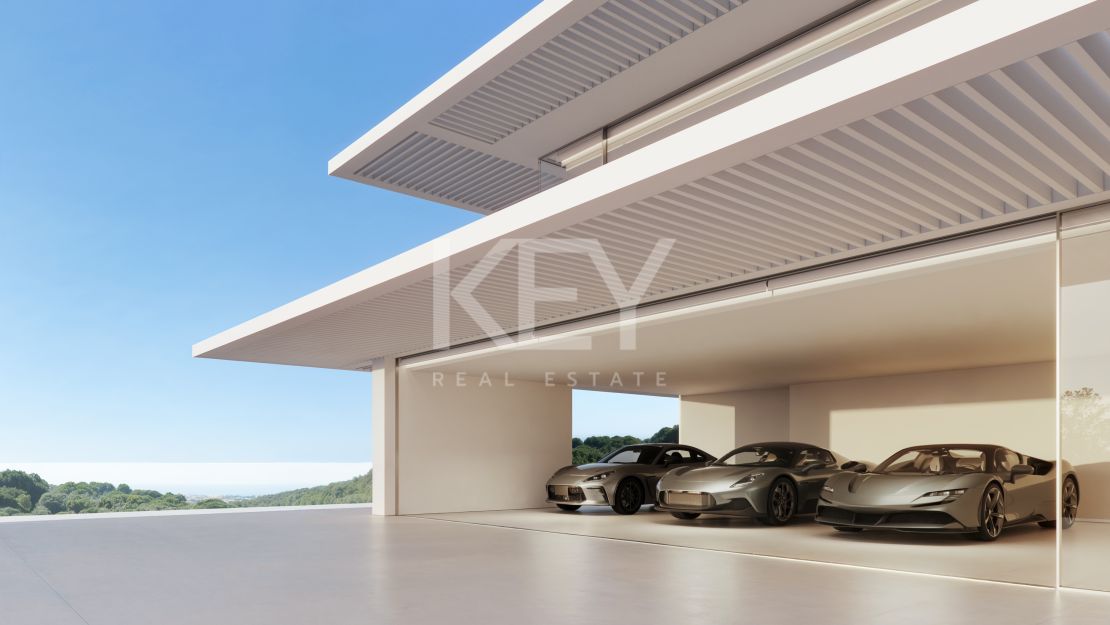 Luxurious villa with golf and sea views for sale in La Reserva, Sotogrande