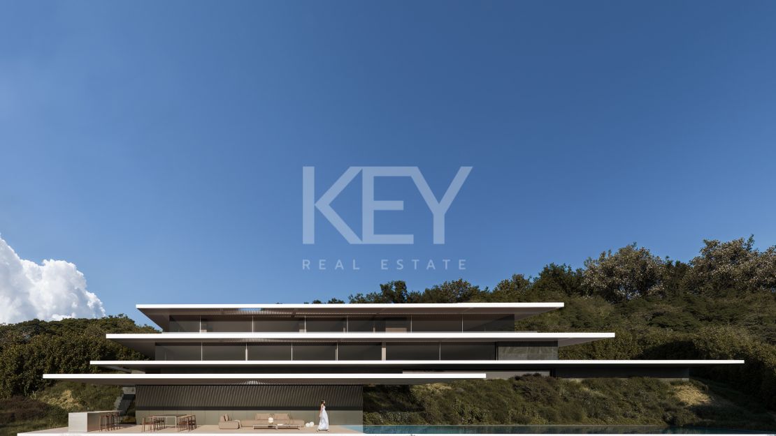 Luxurious villa with golf and sea views for sale in La Reserva, Sotogrande