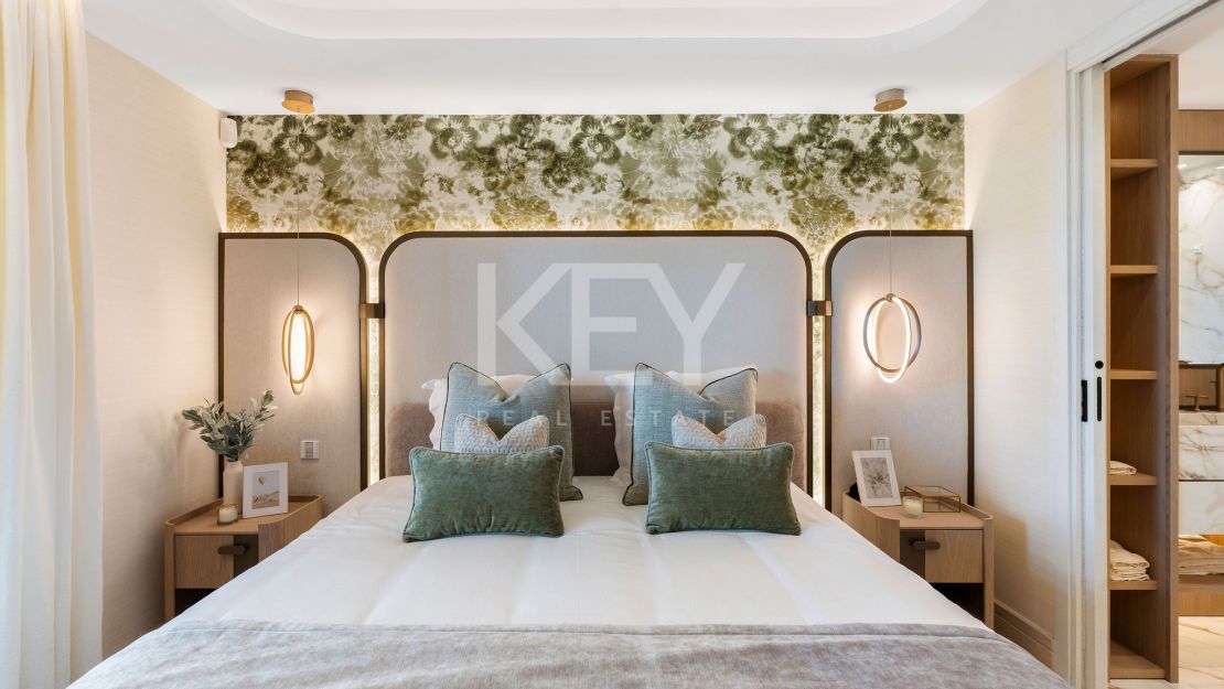 Luxury apartment for sale in Puente Romano, the Golden Mile, Marbella