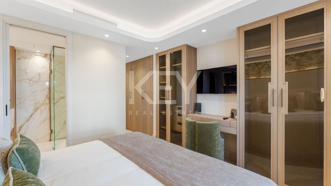 Luxury apartment for sale in Puente Romano, the Golden Mile, Marbella