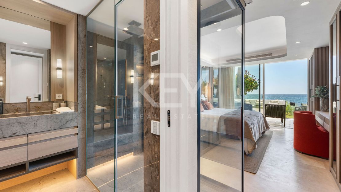 Luxury apartment for sale in Puente Romano, the Golden Mile, Marbella