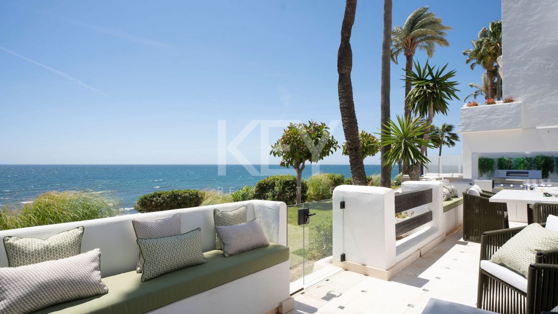Luxury apartment for sale in Puente Romano, the Golden Mile, Marbella