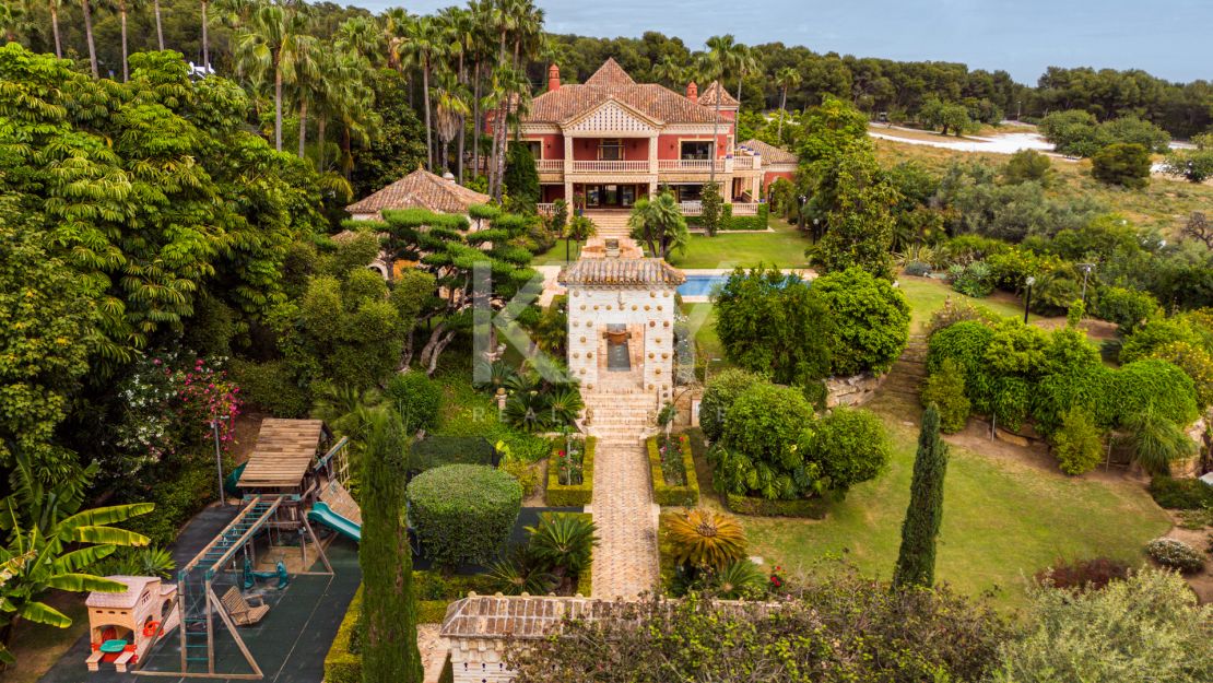 Stunning villa for sale on the Golden Mile, Marbella