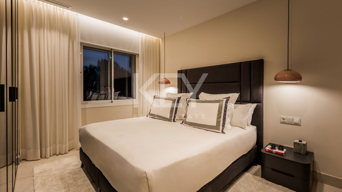 Apartamento junto a la playa en venta en la Nueva Milla de Oro, Estepona