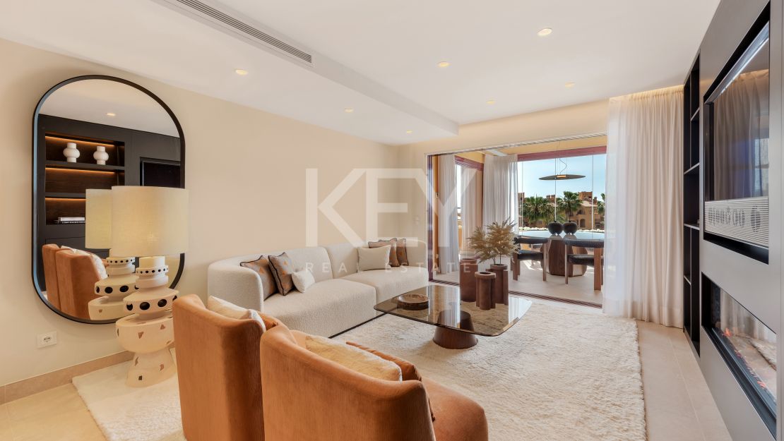 Apartamento junto a la playa en venta en la Nueva Milla de Oro, Estepona