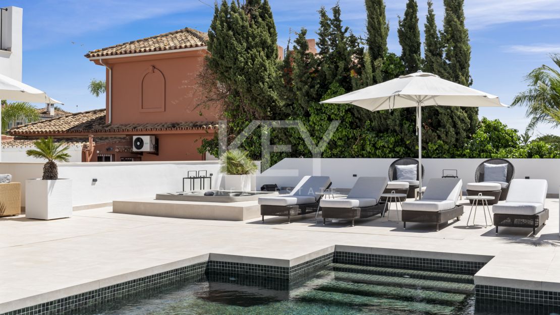 Очаровательная вилла на продажу в Эль Росарио, Марбея