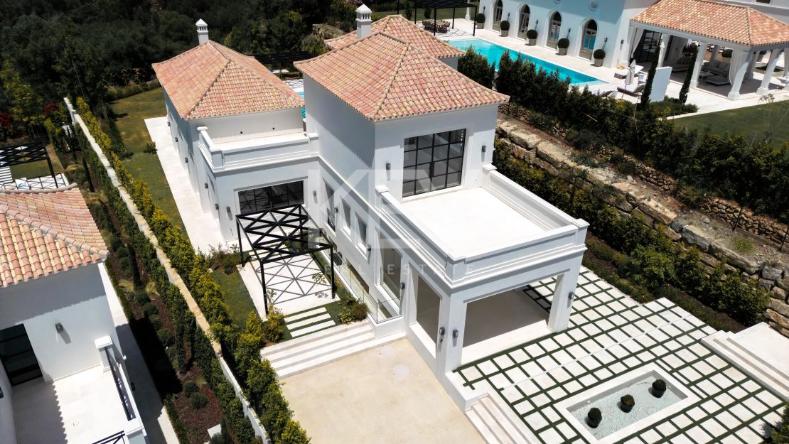 Luxurious villa for sale in Nueva Andalucia, Marbella