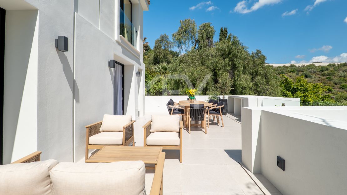 Luxurious villa for sale in Nueva Andalucia, Marbella