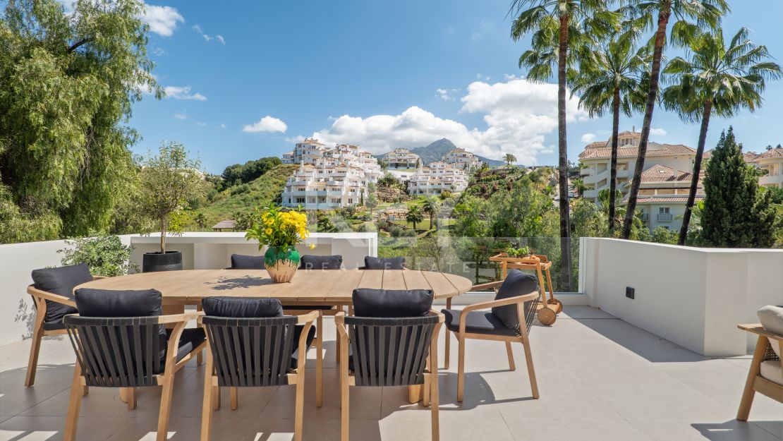 Luxurious villa for sale in Nueva Andalucia, Marbella