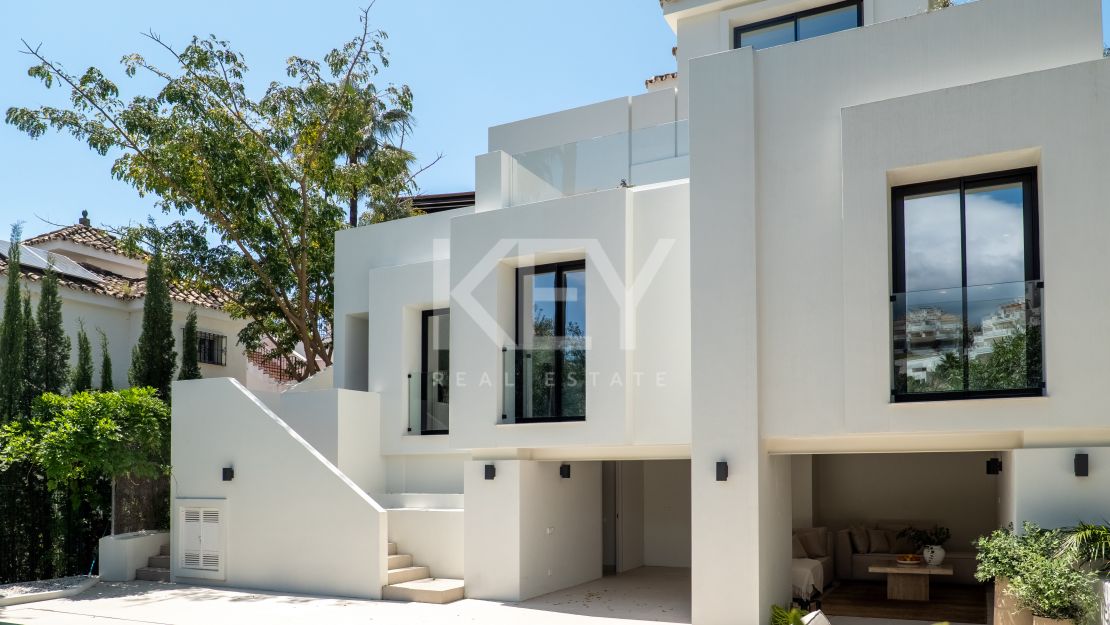 Luxurious villa for sale in Nueva Andalucia, Marbella